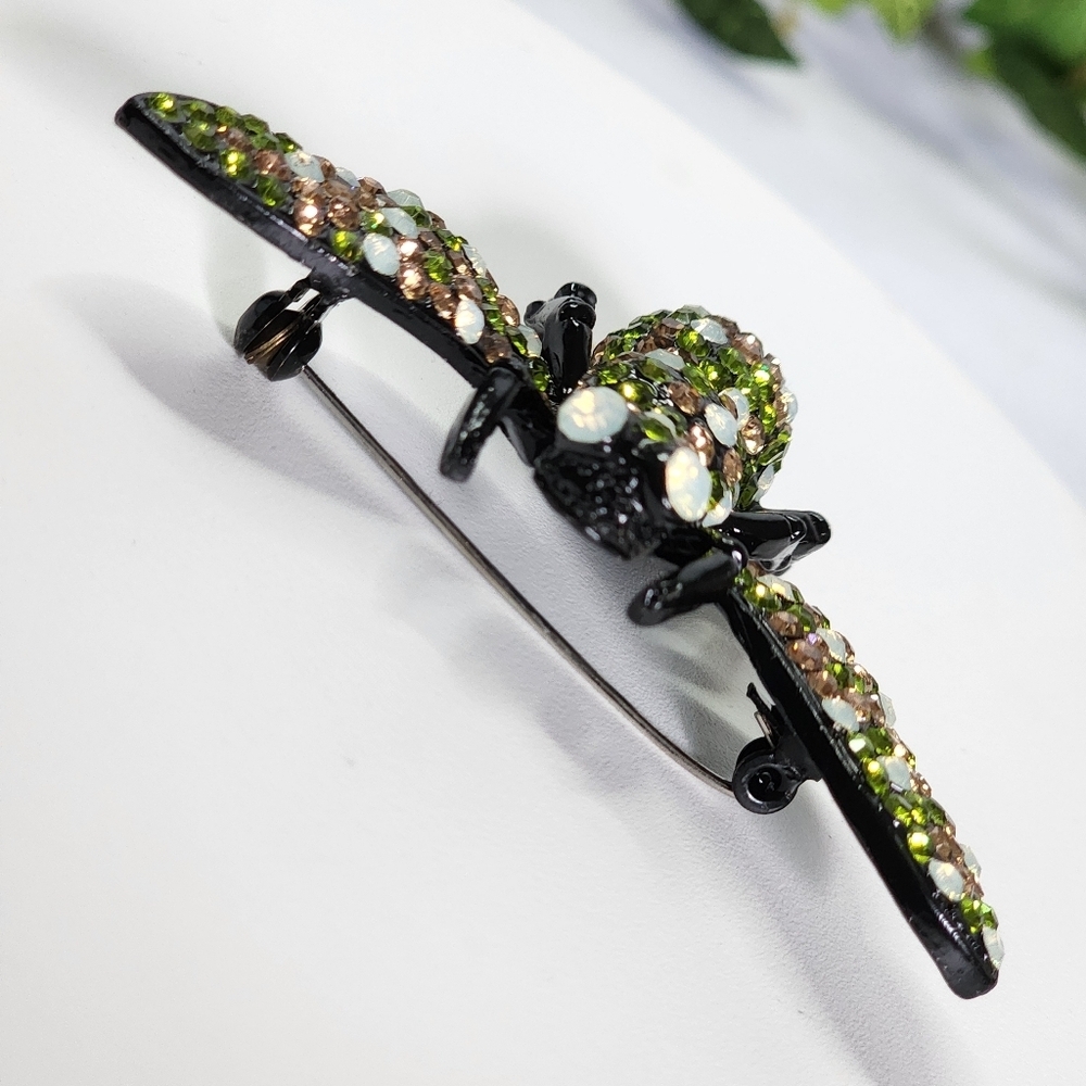 Black Bee with CZ Crystals  Brooch Pin - Picture 3 of 7